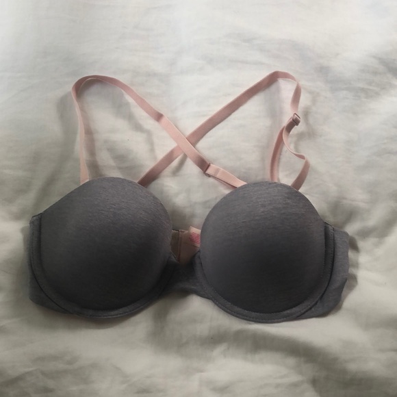 Victoria’s Secret Strapless Super Convertible Bra - Picture 8 of 8